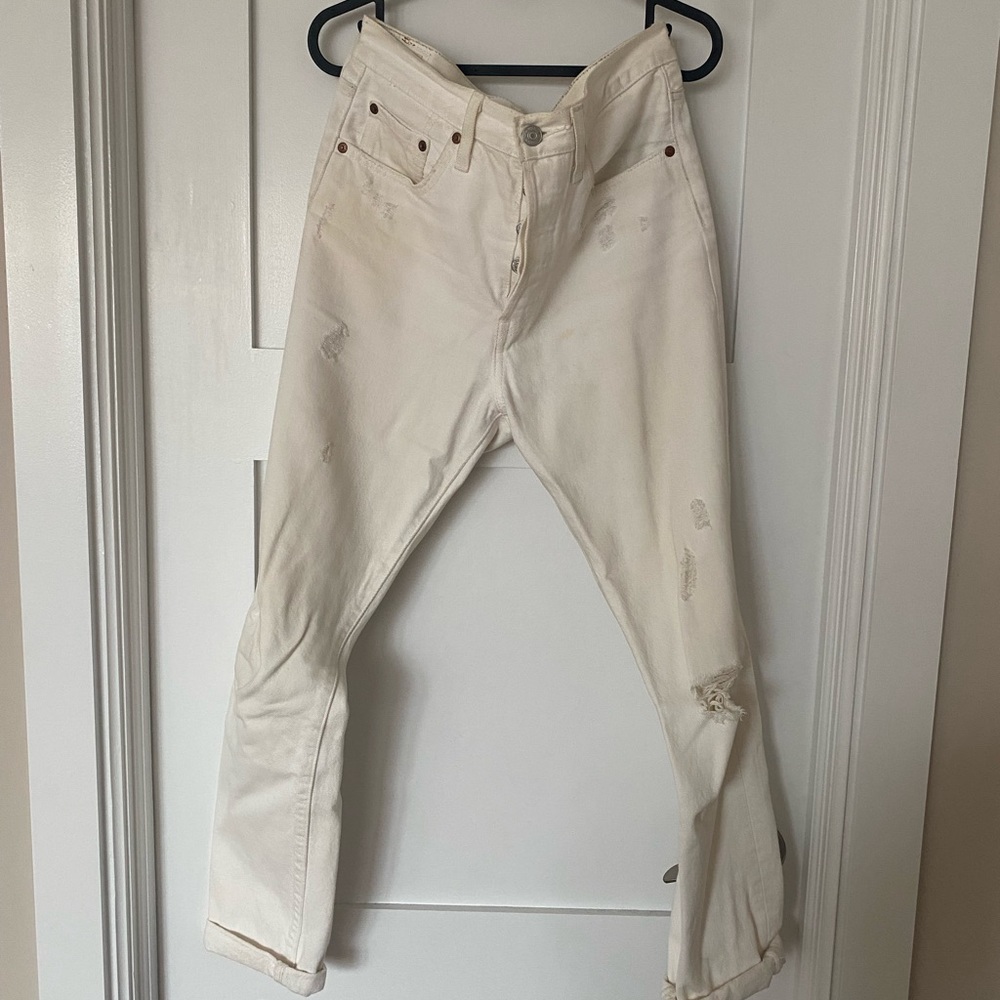 White Vintage Levis 501
